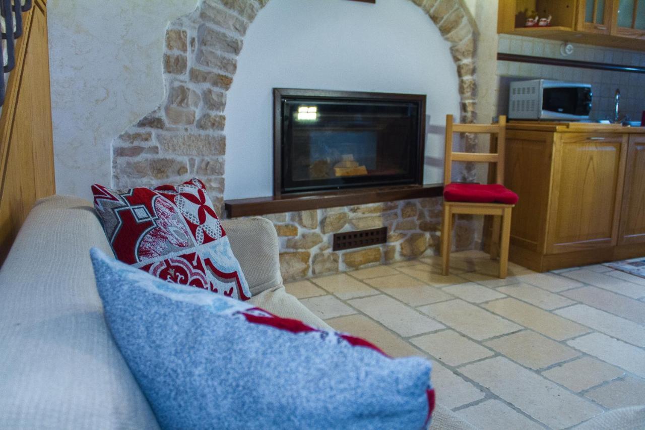 Palo Del Colle Ierva Chiain, Guest House Exterior photo